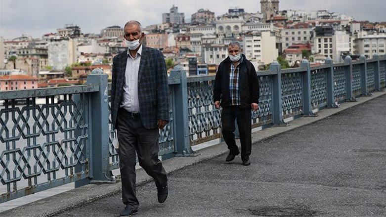 Covid-19: Türkiye’de 7 bin 181 vaka tespit edildi