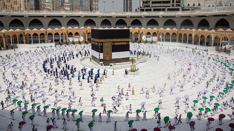 Pilgrims walk around the Kabba at the Grand Mosque in the Muslim holy city of Mecca, Saudi Arabia. (Photo: Saudi Ministry of Media)