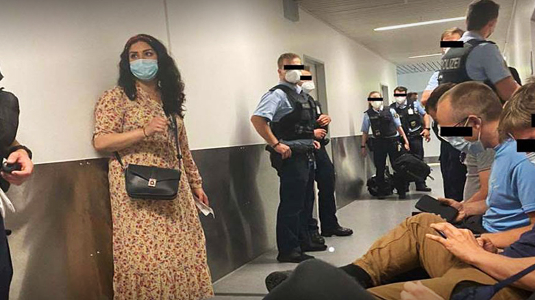 German MP Cansu Ozdemir said she missed a flight from Dusseldorf to the Kurdistan Region's capital after being detained at the airport. (Photo: Cansu Ozdemir/Twitter)