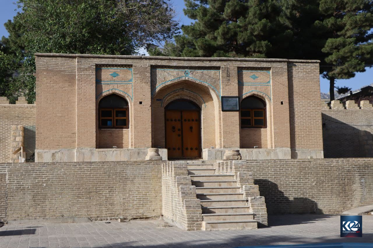 قلعه والی میراث تاریخی شرق کردستان