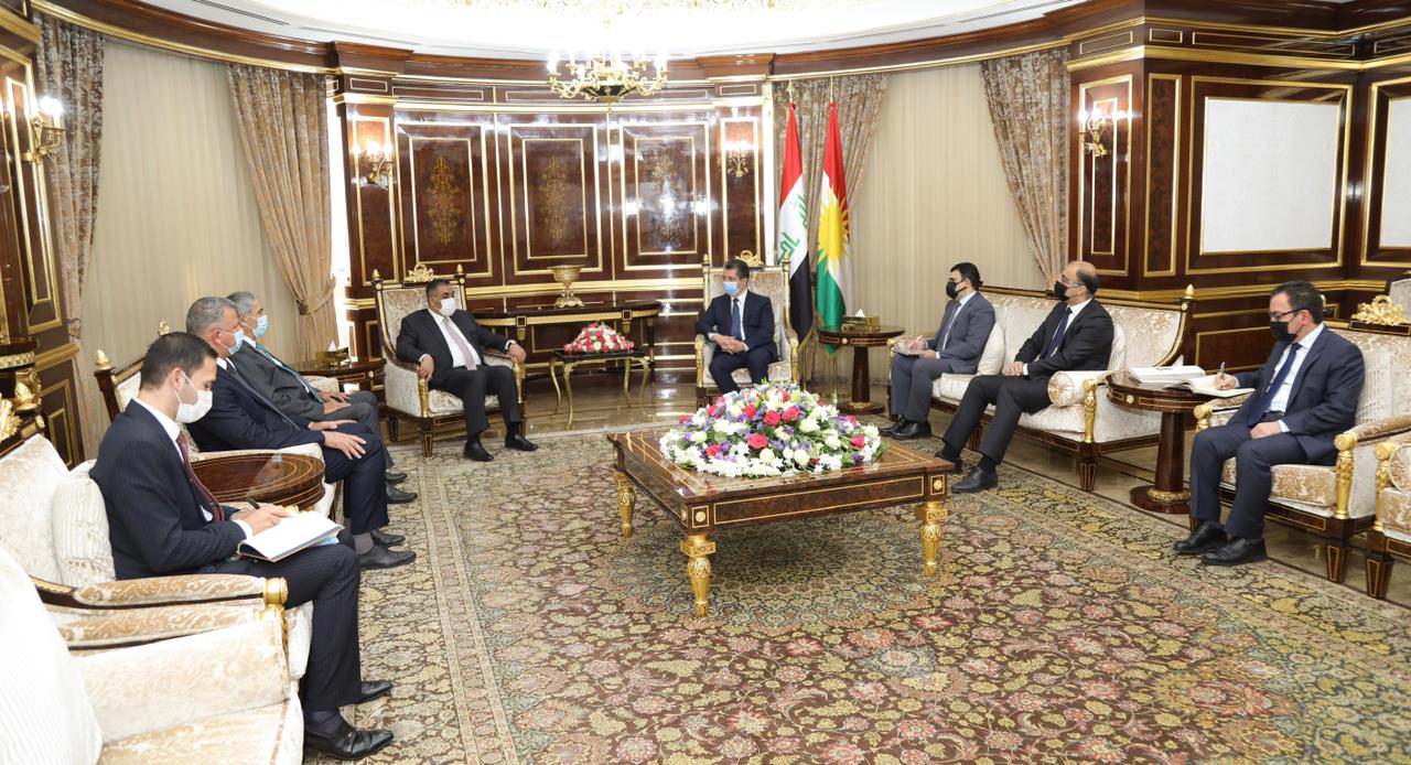 دیداری مەسرور بارزانی سەرۆكی حكومەتی ھەرێمی كوردستان لەگەڵ مستەفا غالب موخیف پارێزگاری بانکی ناوەندی عێراق