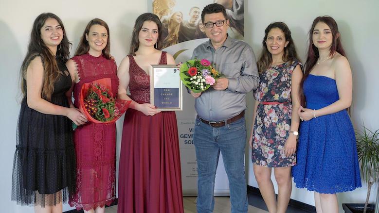 Roudy Ali (center) a Kurdish activist and refugee from the Syrian Kurdish city of Afrin, won the 2021 Diana Award for her activism. (Photo: Roudy Ali)