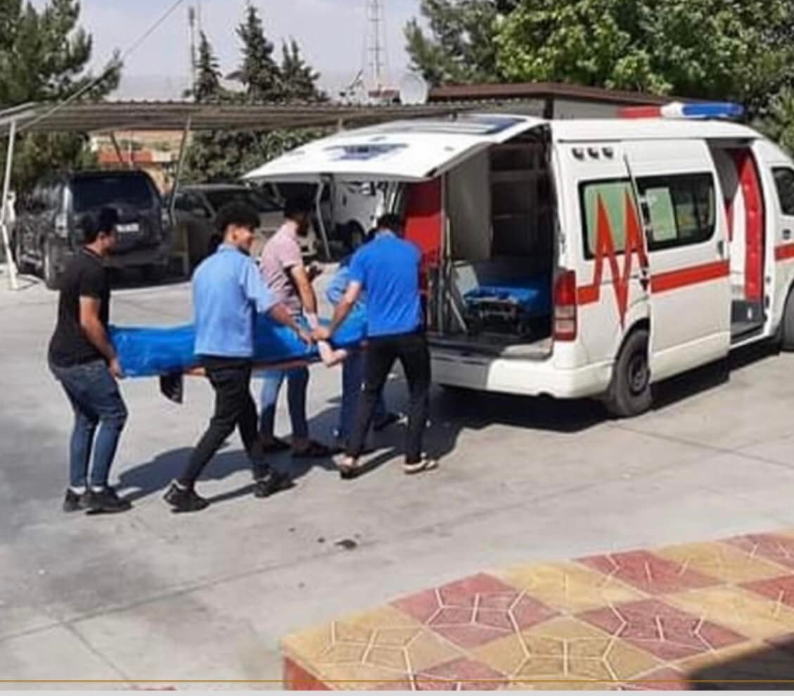 کاتی گواستنەوەی تەرمی گەشتیارەکە 