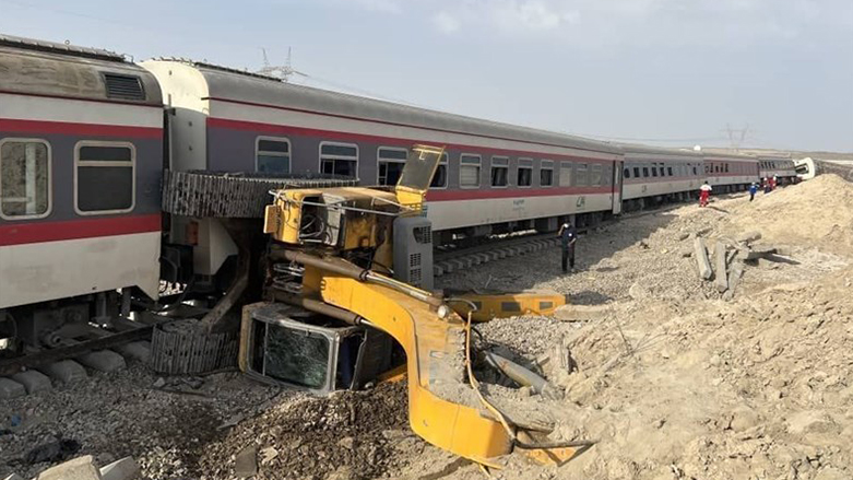 خروج قطار از ریل در ایران دست‌کم ١٠ کشته برجای گذاشت