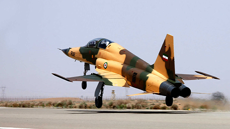 طائرة مقاتلة إيرانية / ارشيف