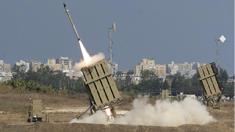 İsrail'in "Demir Kubbe" hava savunma sistemi