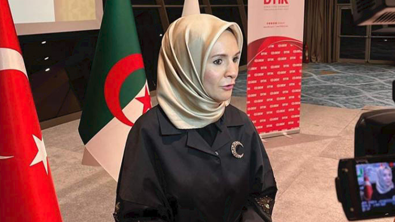 ماهینۆر کۆکتاش