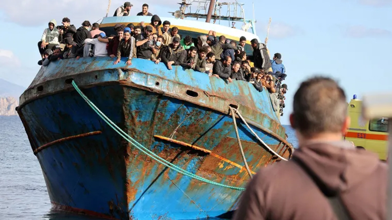 تشكل اليونان عادة ممرا للمهاجرين الذين يسعون للوصول إلى الاتحاد الأوروبي (رويترز)