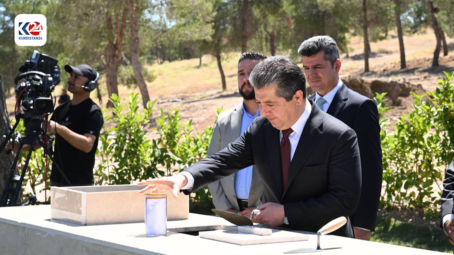 Ceremony of lay the foundation stones for two parks in Duhok city. (Photo: Kurdistan24)