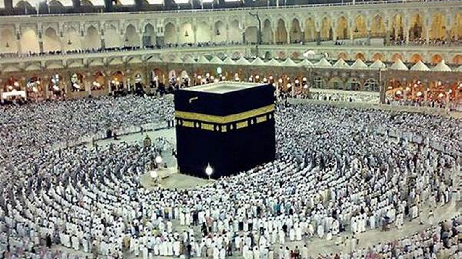 استخدام "الإسفلت المرن" لحماية أقدام الحجاج