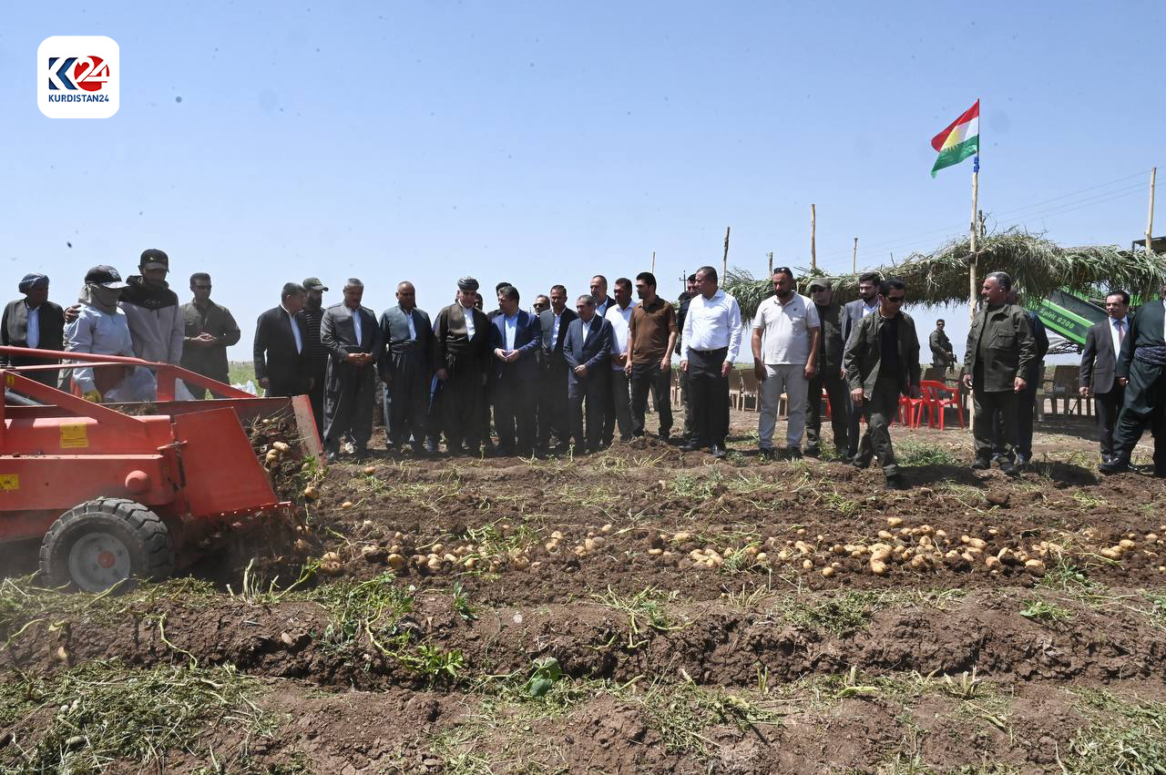 Kurdistan Region Prime Minister Masrour Barzani during his visit to Bardarash district farmers, June 11, 2024. (Photo: KRG)