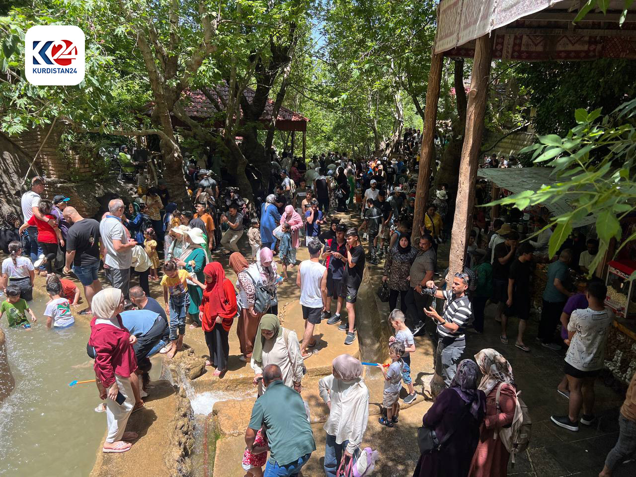 Turistler Duhok'un Aşawa tatil k&ouml;y&uuml;ne akın etti (FOTO: Heysem Zaw&ecirc;teyi)