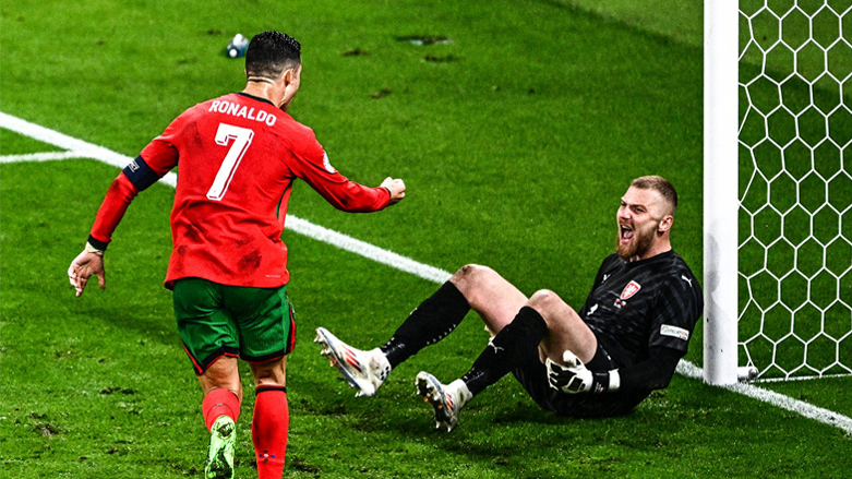 كریستیانۆ رۆناڵدۆ بەرامبەر گۆڵپارێزی هەڵبژاردەی چیك