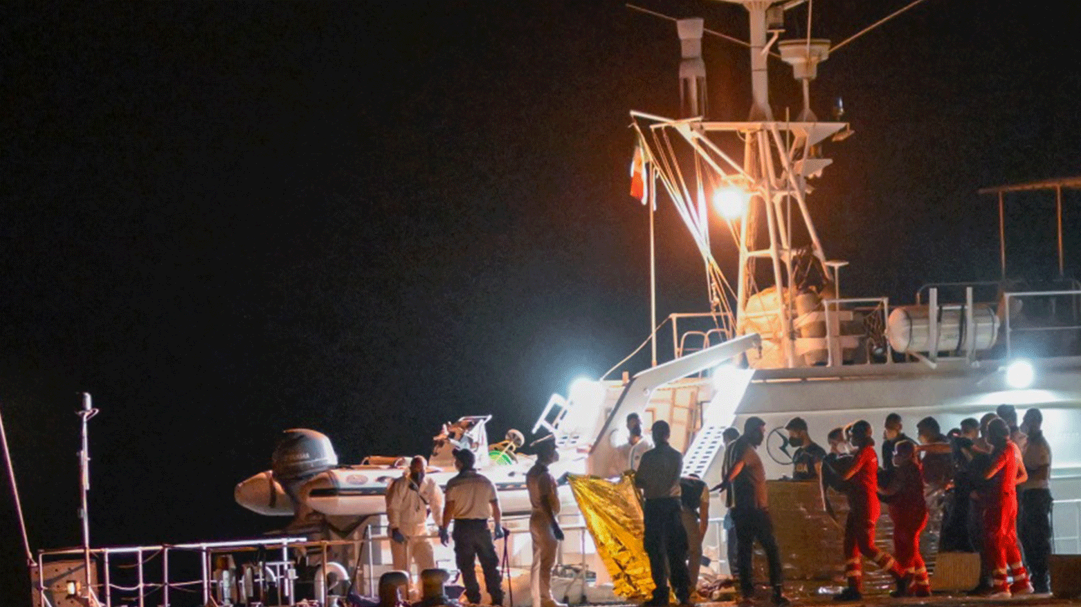Italian coast guard recovers  more bodies of shipwreck victims off Calabria dozens still missing