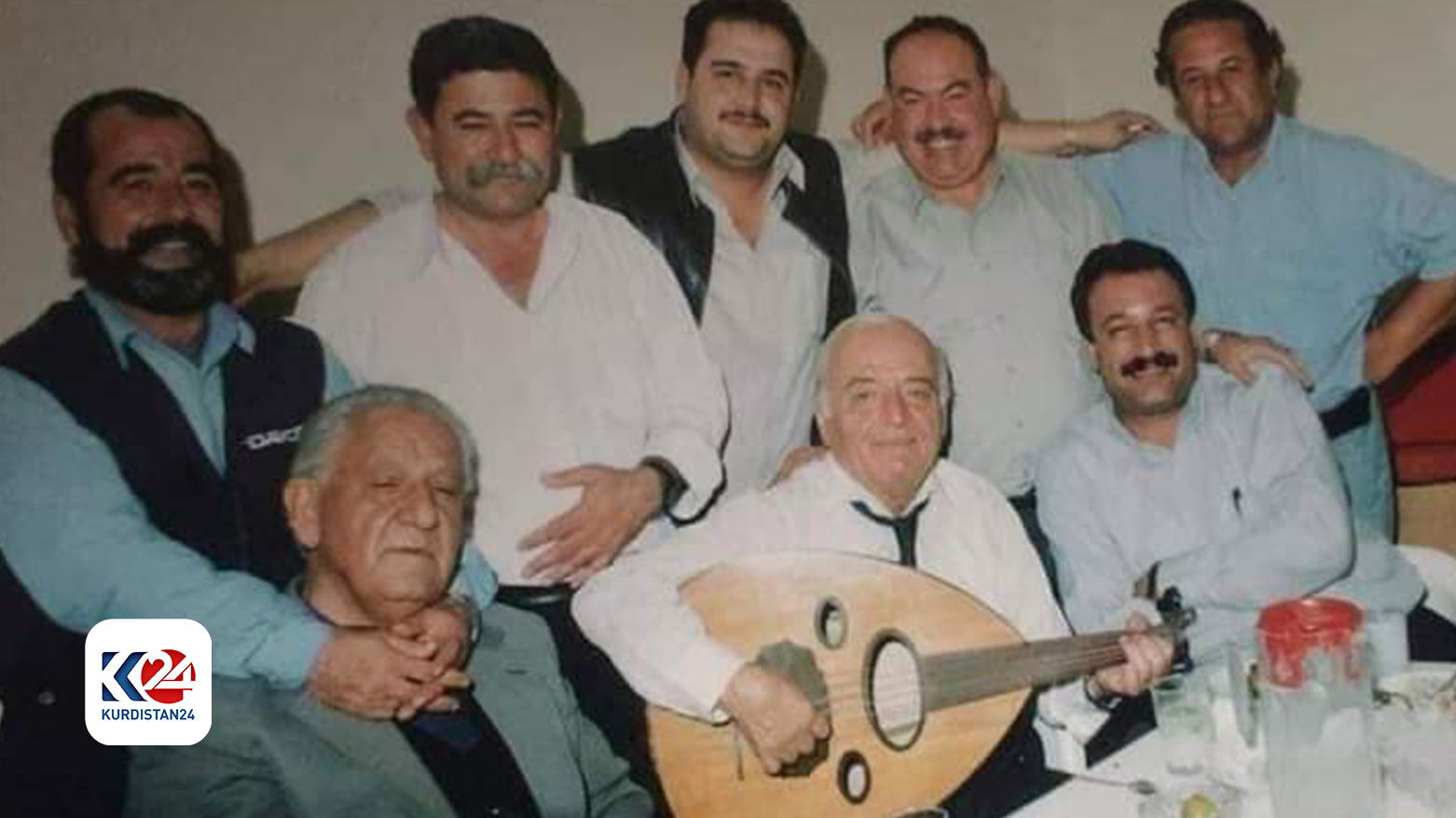 Standing, first on right Jalal Bayar with his friends and colleagues (Photo: Archived) 