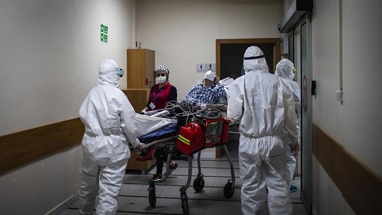 Türkiye’de salgın: 11 bin 520 vaka tespit edildi