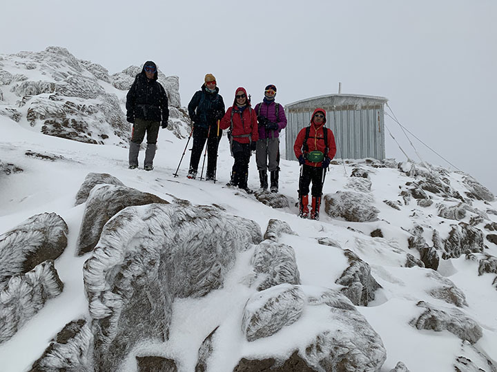 The camping squad on glacier Mount Penjwen in the Kurdistan Region's Sulaimani province, Dec. 18, 2020. (Photo: Dilan Qadri)