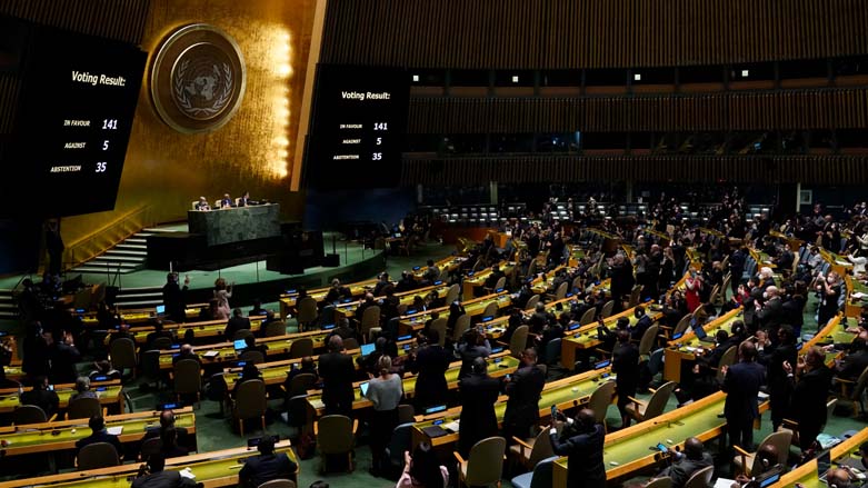 Delegates clap at the UN General Assembly Emergency session in New York after a resolution condemning Russian invasion of Ukraine passed, March 2, 2022. (Photo: Timothy A. Clary/AFP)