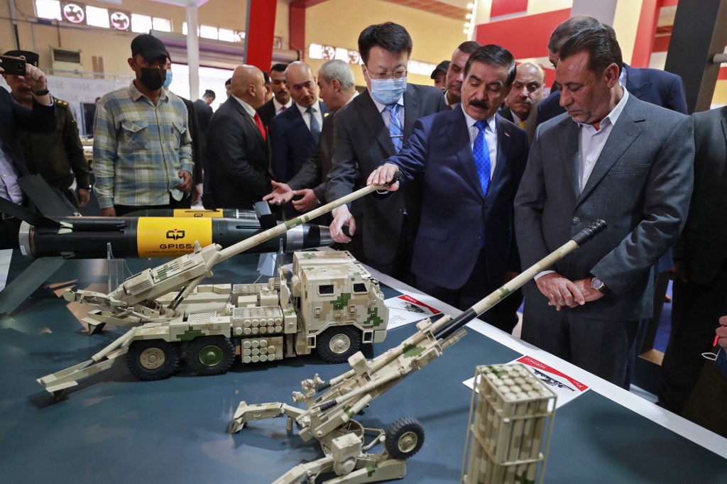 Iraqi Defence Minister Jumaa Inad (2nd L) visits the 10th edition of the Baghdad security, defence and military industry, March 2, 2022. (Photo: Ahmad al-Rubaye/AFP)