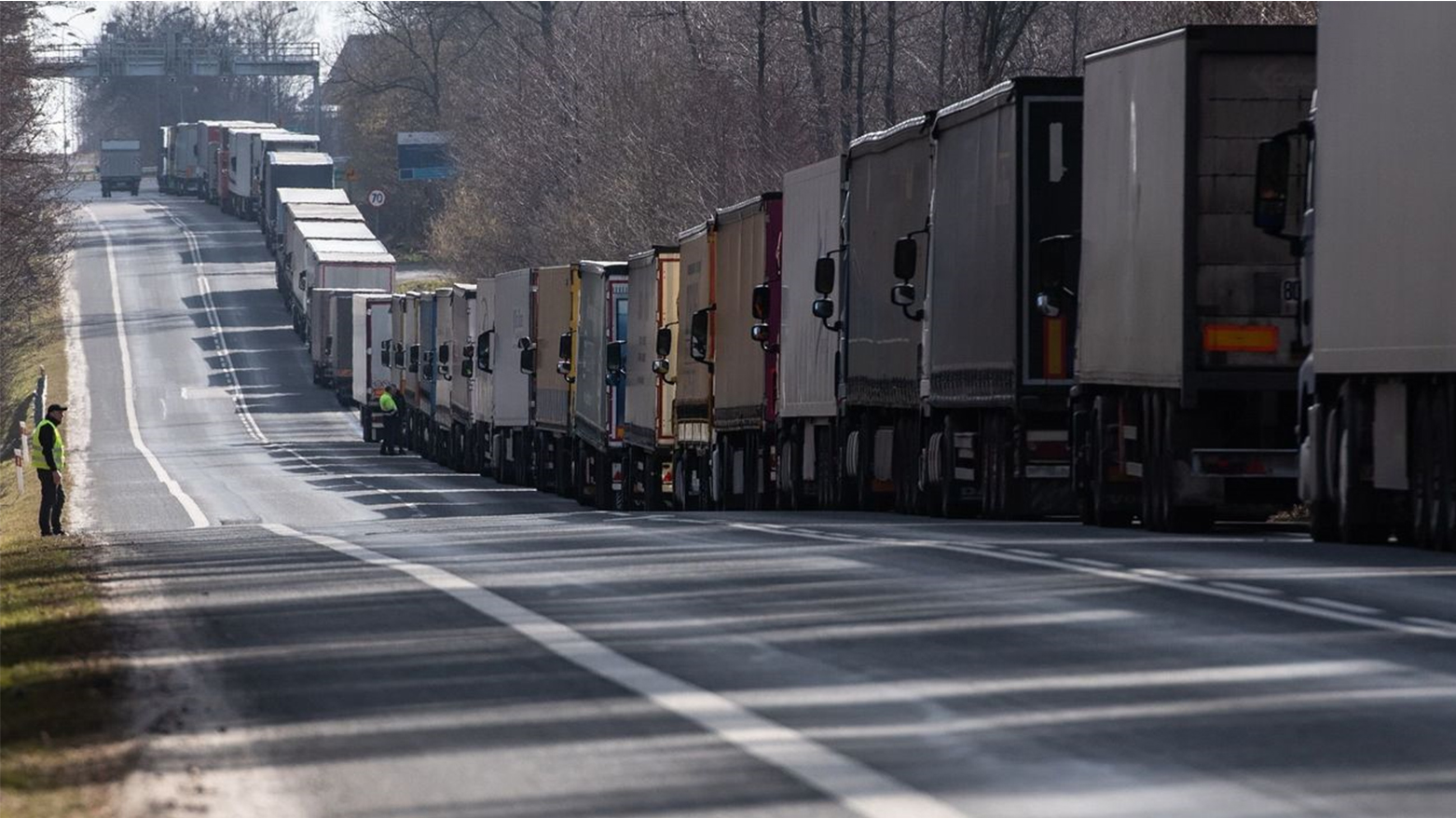 بیش از صد هزار کامیون‌دار و راننده کامیون شبکه حمل و نقل اروپا، اوکراینی هستند