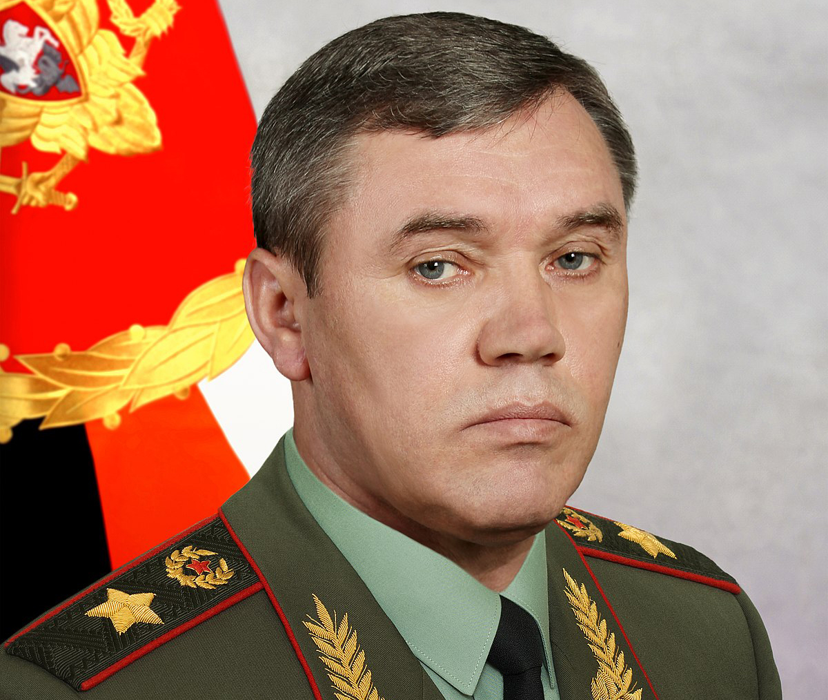 جه&zwnj;نه&zwnj;راڵ ڤیتالی جیراسیمۆڤ، له&zwnj; جه&zwnj;نگی چیچان و ئه&zwnj;بخازیا و سووریا به&zwnj;شداری كردووه&zwnj;، به&zwnj;ڵام له&zwnj; ئۆكرانیا كوژرا