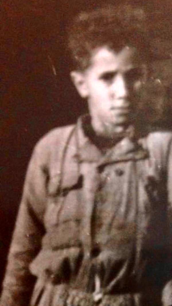 وێنه&zwnj;ی خه&zwnj;لیل خۆرانی