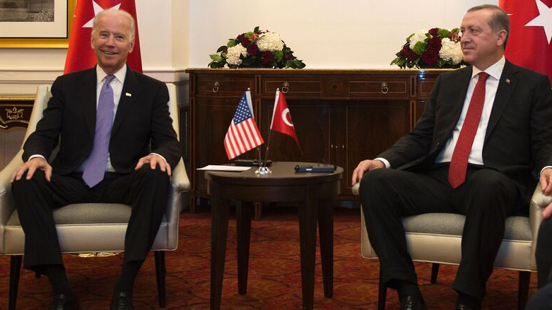 Turkish President Recep Tayyip Erdogan (right) and then US vice president, Joe Biden, (left) during a meeting, March 31, 2016. (Photo:  Andrew Cabballero-Reynolds/AFP)