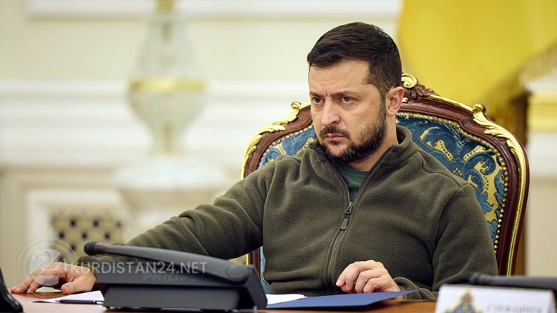 الرئیس الاوكراني : الوضع على الجبهة تحت السيطرة