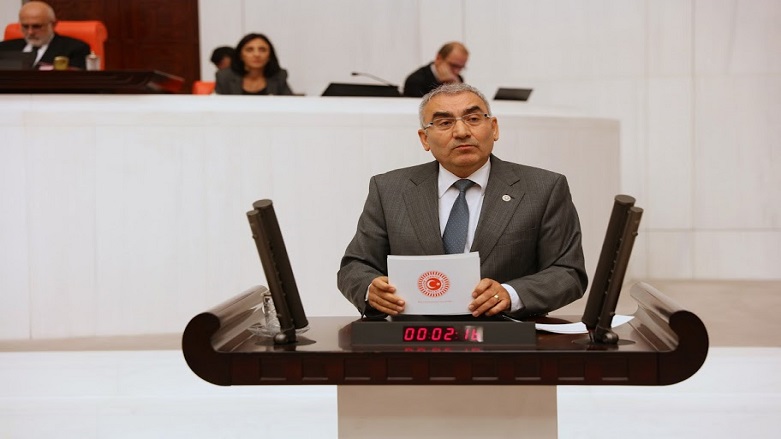 Ayhan Altıntaş