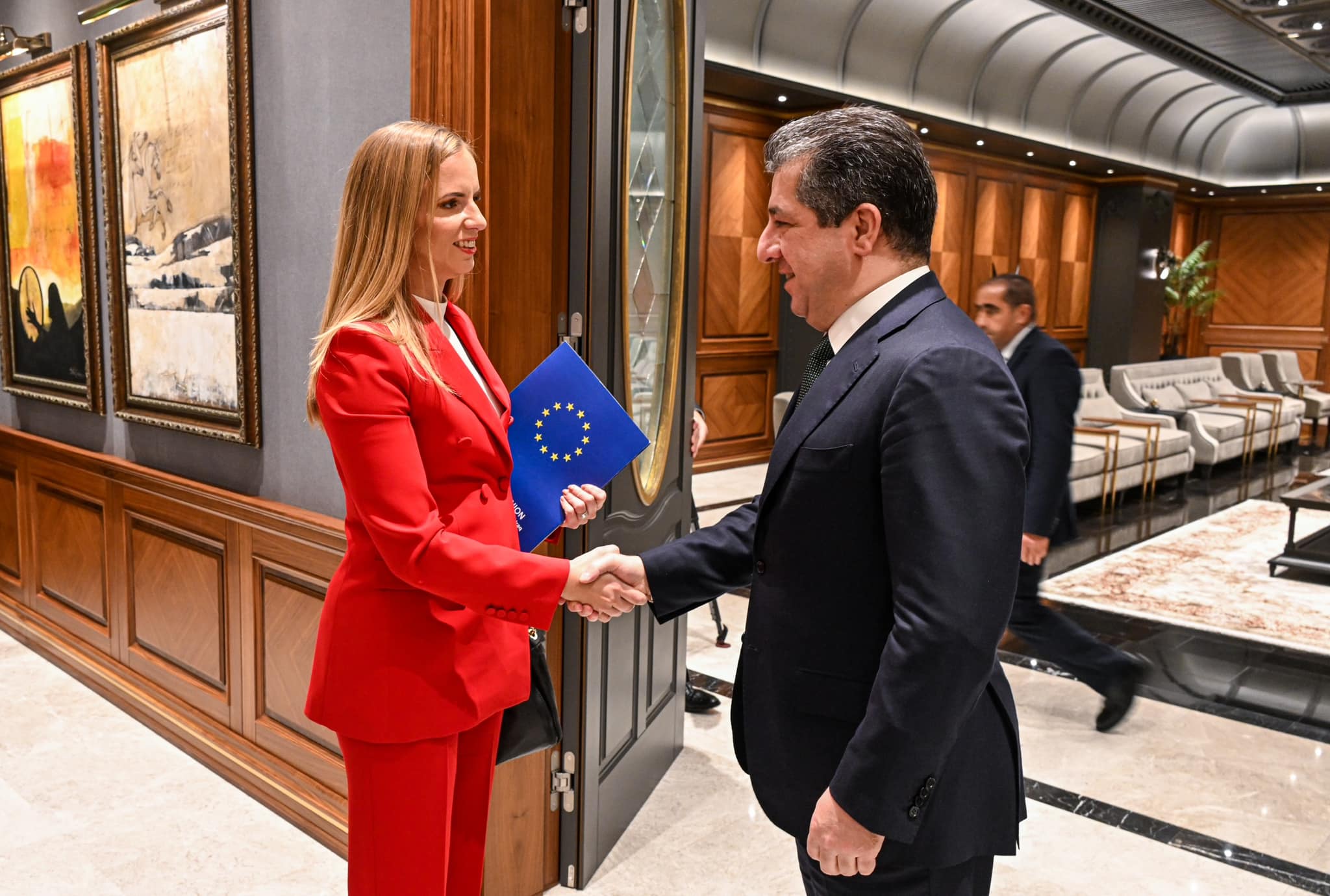 Prime Minister Masrour Barzani (right) shaking hands with the chair of the EU Parliament's Delegation for relations with the Republic of Iraq, Sara Skyttedal, March 8, 2023. (Photo: KRG)