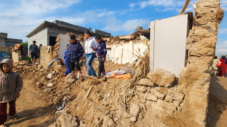 The collapsed mud house in Kirkuk, March 9, 2023. (Photo: Soran Kamaran/Kurdistan 24)
