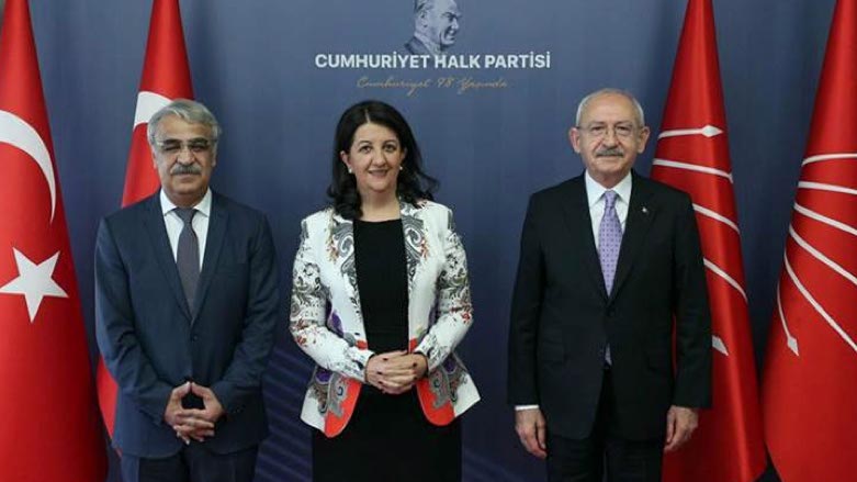 HDP co-chairs Pervin Buldan and Mithat Sancar visited Kemal Kilicdaroglu in Dec. 2021 (Anadolu News Agency)