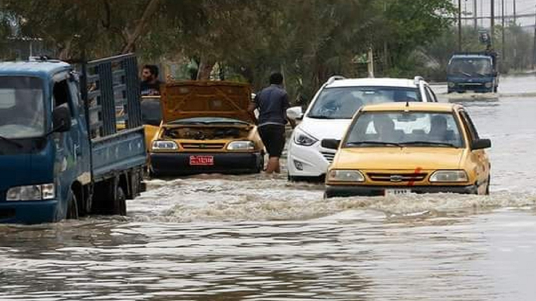 الأمطار الغزيرة تسببت بحدوث فيضانات في بعض المحافظات العراقية (وكالات)