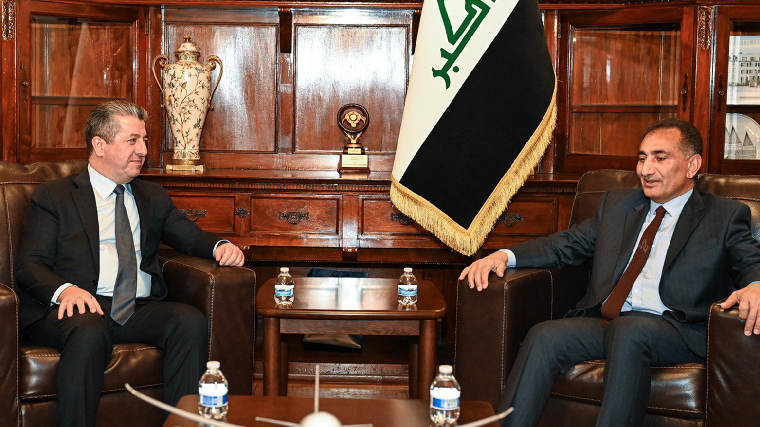 رئيس الوزراء مسرور بارزاني يزور السفارة العراقية بالولايات المتحدة