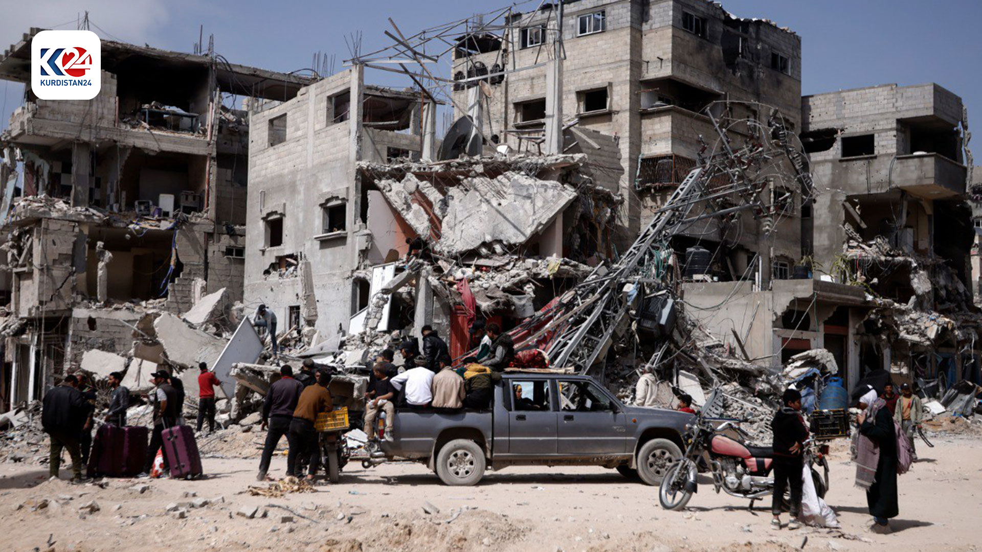 شەڕ لە غەززە بەردەوامە و رۆژانە خەڵک ئاوارە دەبێت (وێنە: AFP)