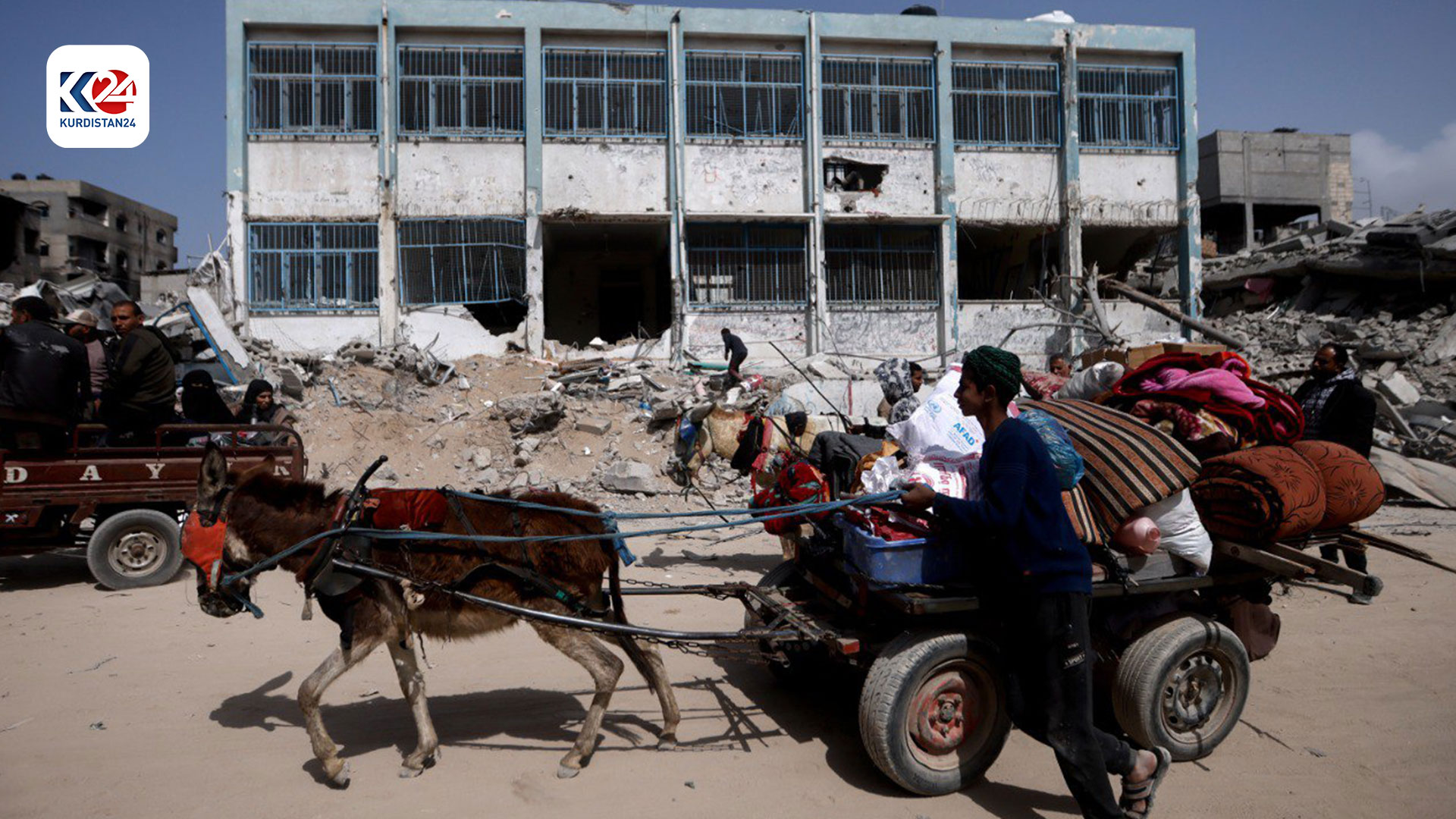 شەڕ لە غەززە بەردەوامە و رۆژانە خەڵک ئاوارە دەبێت (وێنە: AFP)