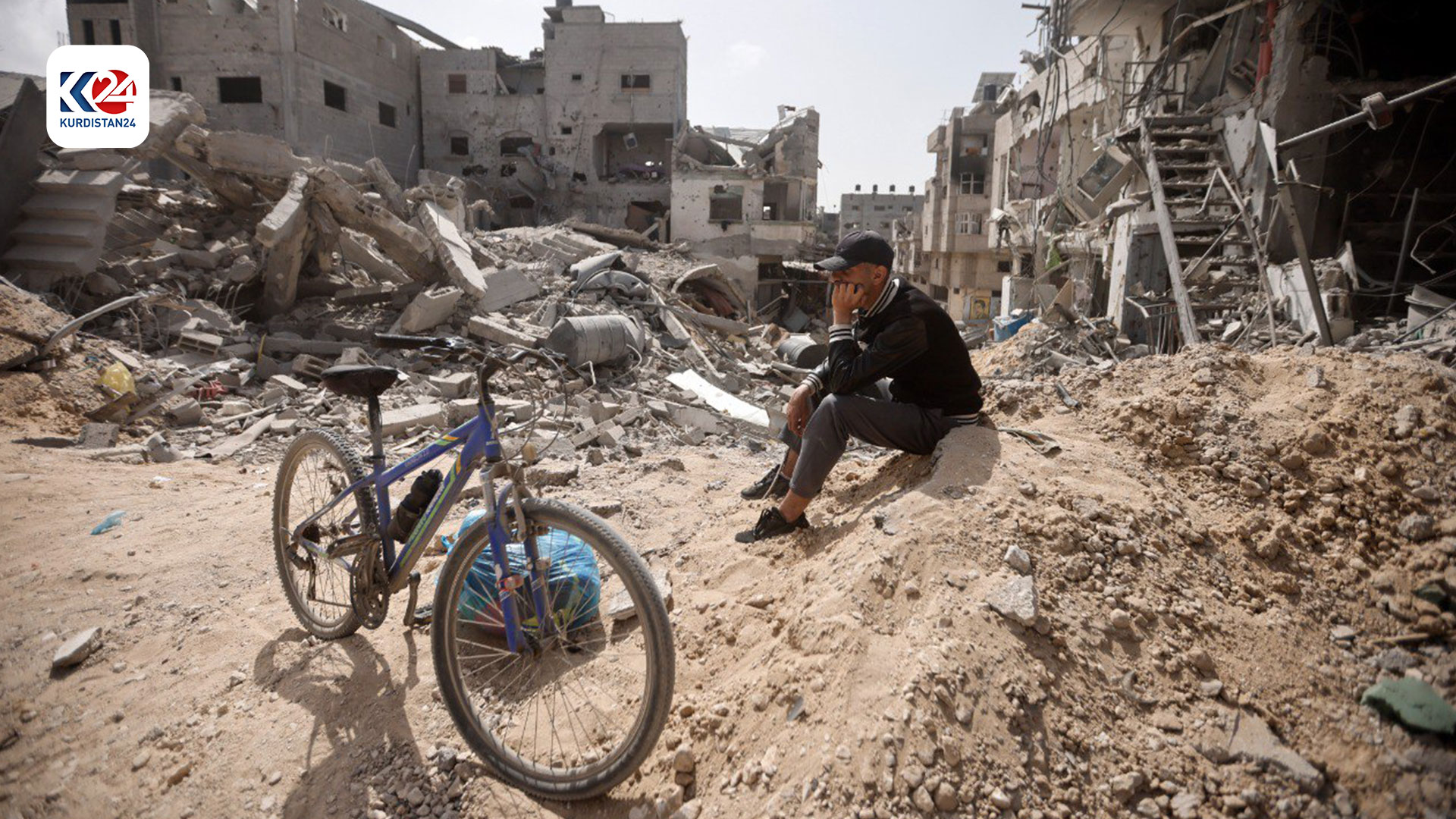 شەڕ لە غەززە بەردەوامە و رۆژانە خەڵک ئاوارە دەبێت (وێنە: AFP)