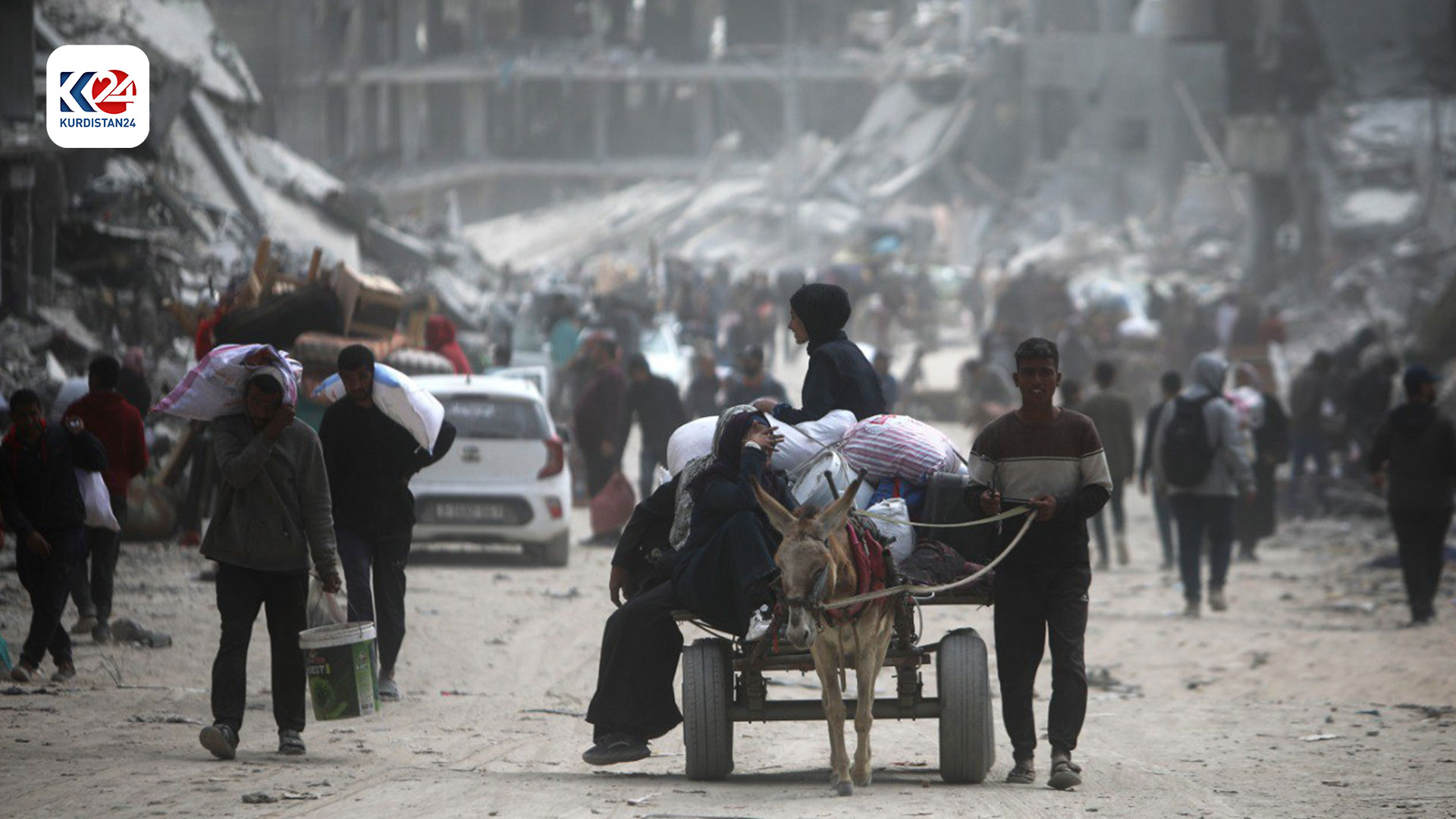 شەڕ لە غەززە بەردەوامە و رۆژانە خەڵک ئاوارە دەبێت (وێنە: AFP)