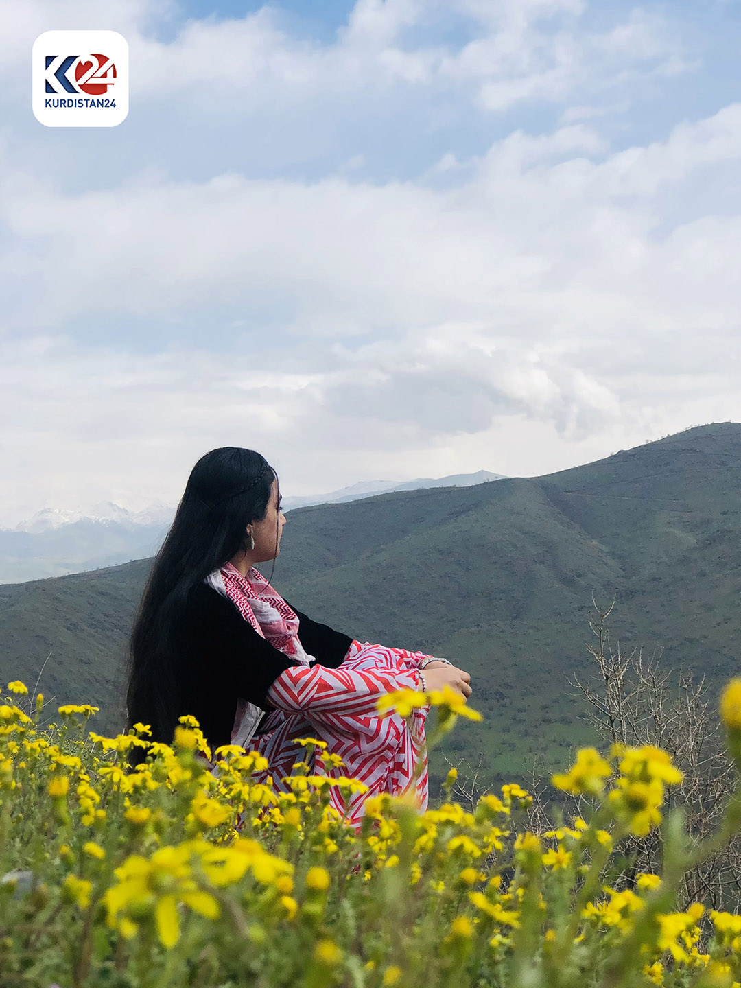  کچانی نیشتمان بە جلوبەرگی کوردییەوە لە ناو سرووشتی کوردستان 