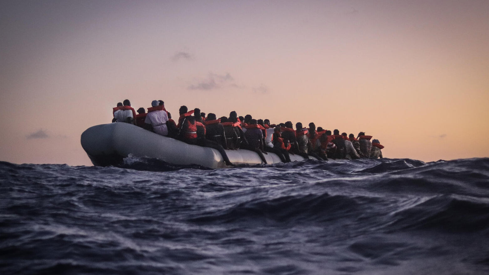 قوارب المهاجرين في البحر الأبيض المتوسط / AFP