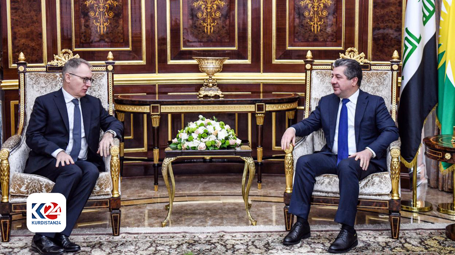 Kurdistan Region Prime Minister Masrour Barzani (right) during his meeting with Italian Ambassador to Iraq Maurizio Greganti, March 19, 2024. (Photo: KRG)