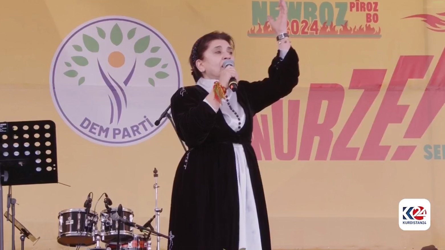 Veteran and esteemed Kurdish Politician Leyla Zana gives a speech in Diyarbakir for the Newroz celebrations. (Photo: Kurdistan 24)