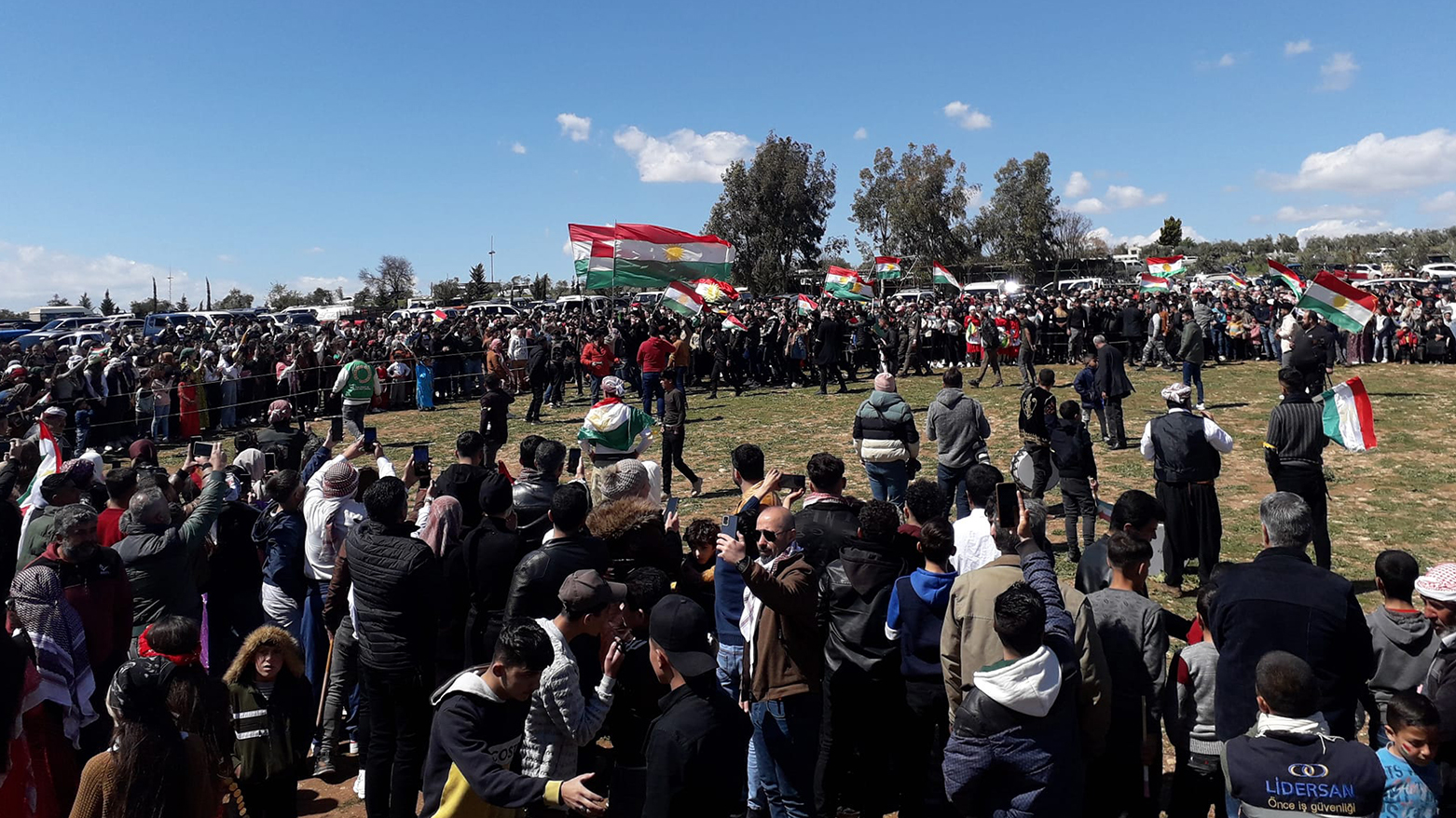 Dîmenek ji Newroza Efrînê