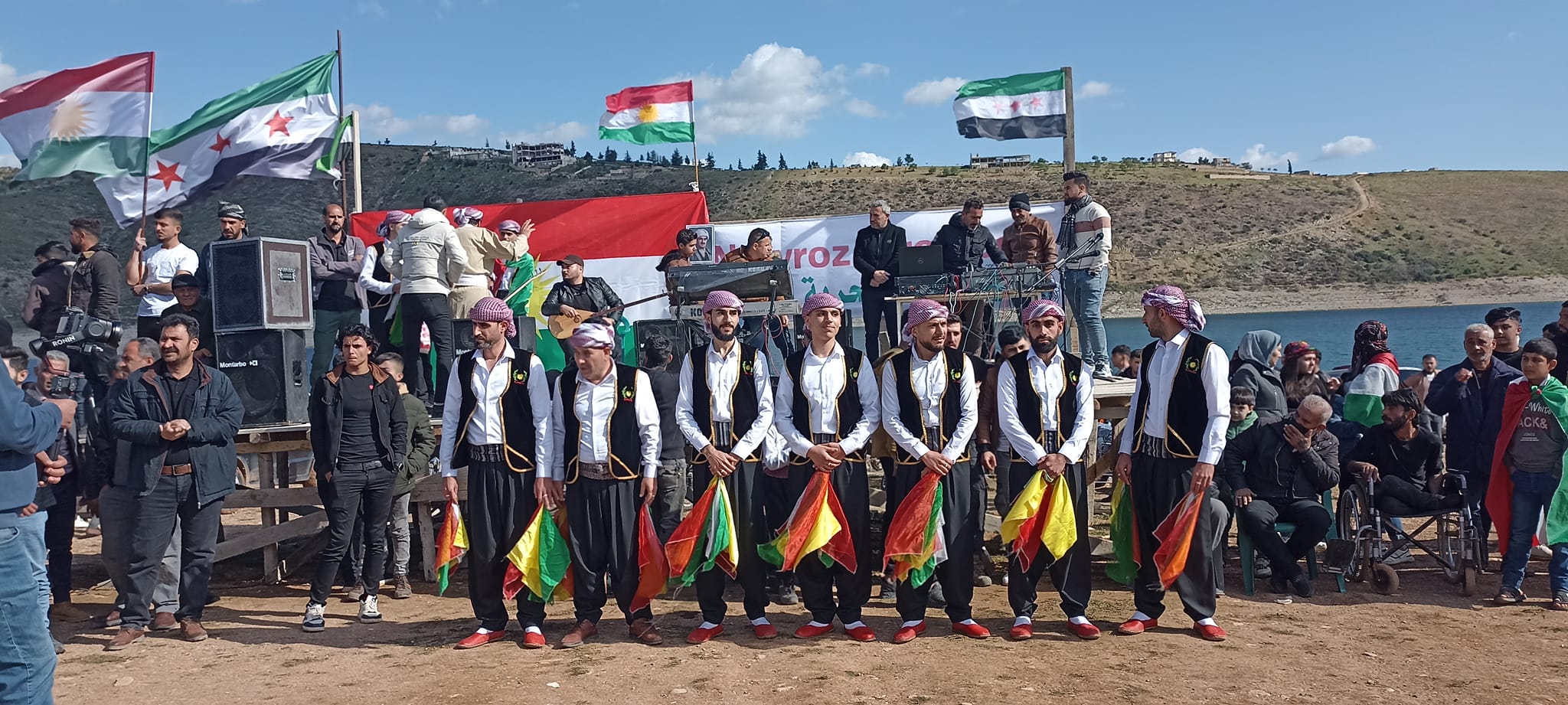 Newroza Efr&icirc;n&ecirc;