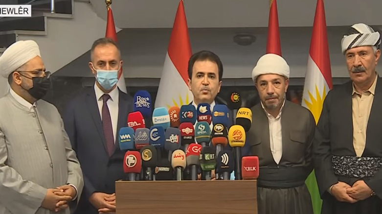 Peshtiwan Sadiq (center), the Kurdistan Region's Minister of Endowments and Religious Affairs, speaks to reporters in Erbil, May 11, 2021. (Photo: KRG)