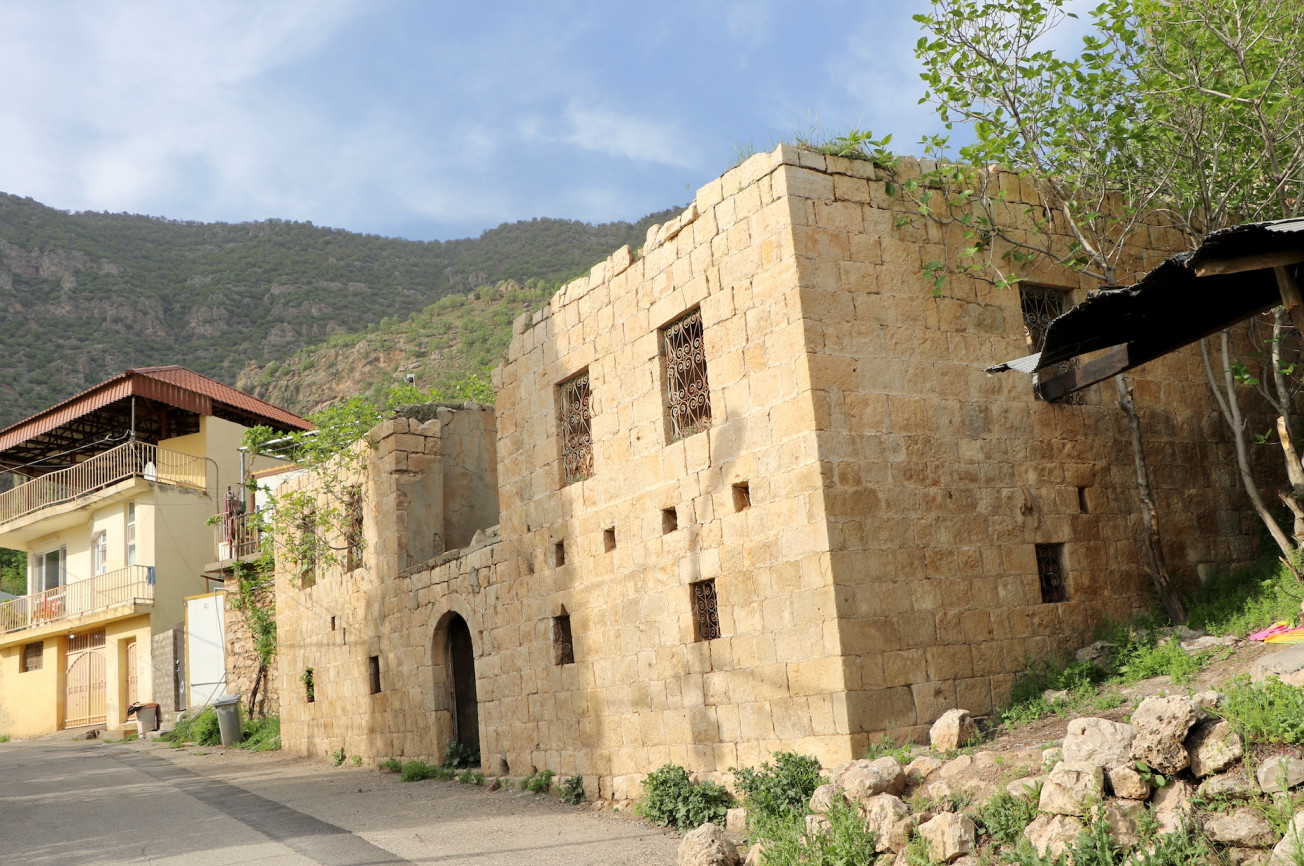 Remains of an old house in Bamarni (Photo: Kurmanj Nhili)
