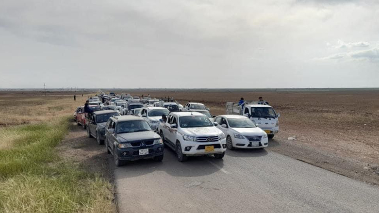 Hundreds of families were displaced from Sinjar by clashes between Iraqi Army and a PKK-affiliated militia on Monday, May 2, 2022 (Photo: Maher Shingali/Kurdistan 24)