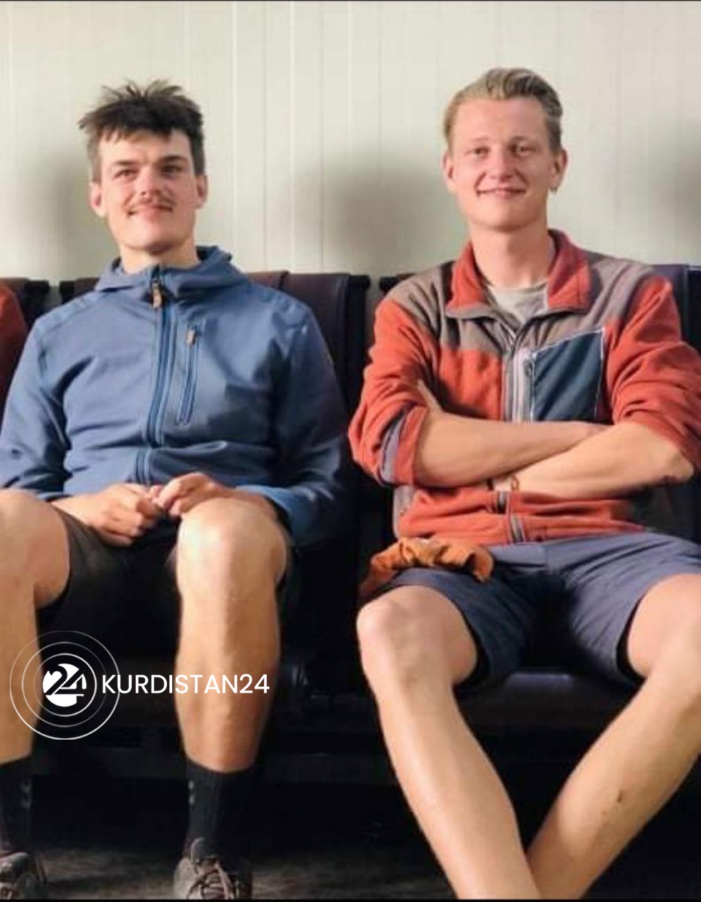 The deceased Danish cyclist Johannes William (left) sitting next to fellow cyclist Torbjoren Haubroe. (Photo: Submitted to Kurdistan 24)