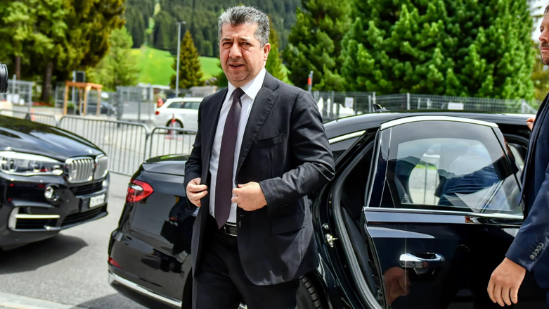 رئيس حكومة إقليم كوردستان مسرور بارزاني لحظة وصوله إلى دافوس