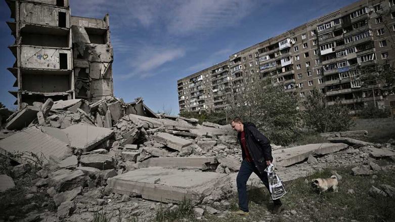 أدت الحرب إلى تحويل مناطق عديدة لأنقاض - صورة: gettyimages